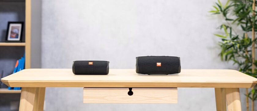 средние модели jbl