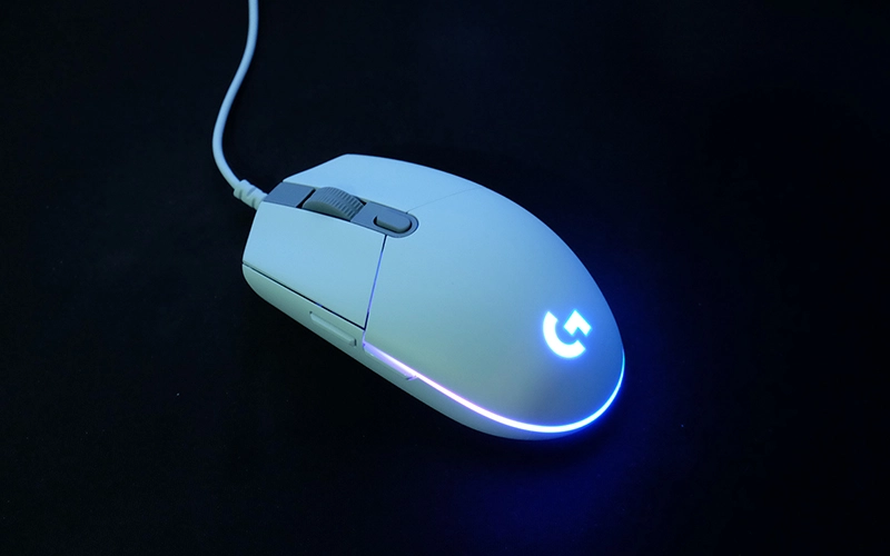 Logitech G203 Lightsync