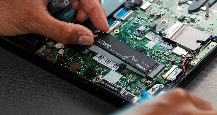 NVMe накопитель в ноутбуке