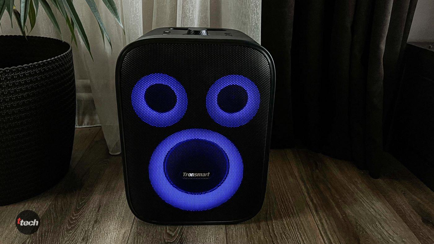 сине-фиолетовый цвет колонок Halo 200