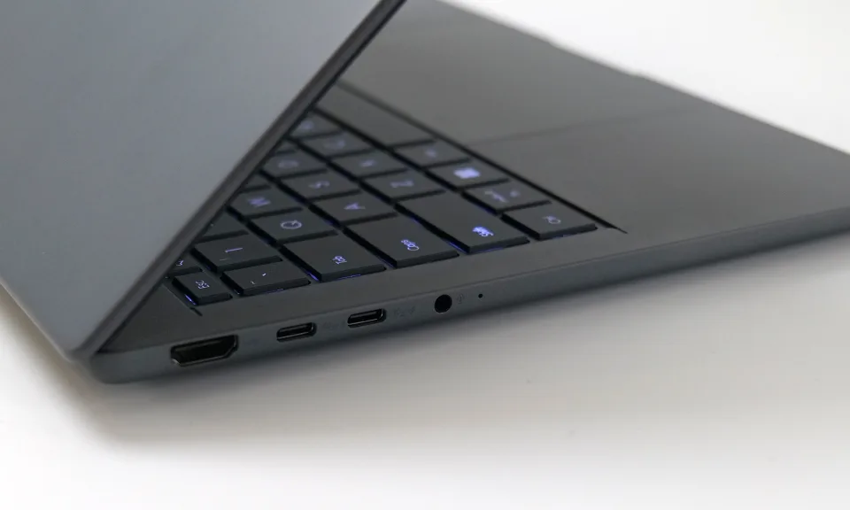 ASUS Zenbook A14