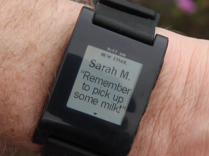 Реинкарнация Pebble: что известно о новой умной часах от Google