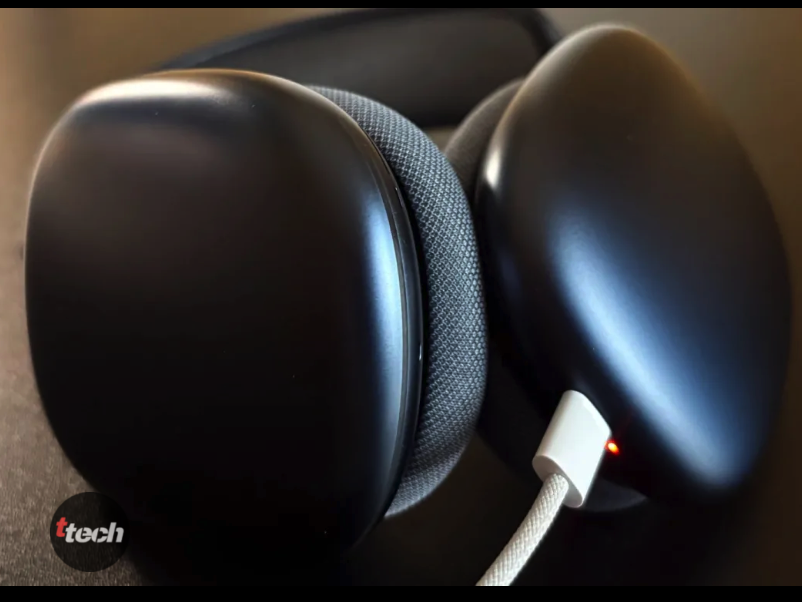 теперь AirPods Max можно подключить по проводу!